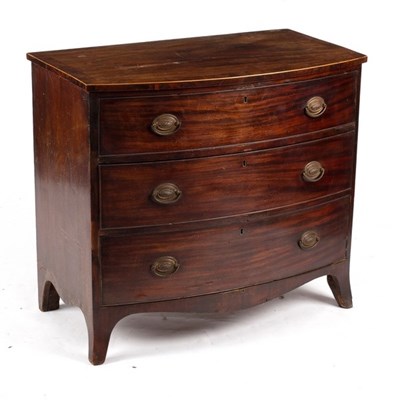 Lot 681 - A Regency mahogany bowfront chest with three...