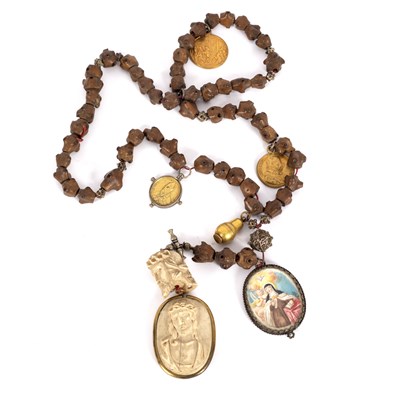 Lot 15 - An 18th Century wooden rosary chain, South...