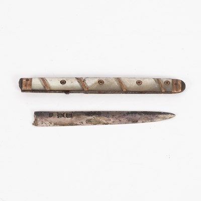 Lot 19 - A French pocket knife, circa 1780, with silver...