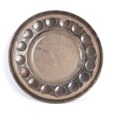 Lot 110 - A Swiss .875 standard silver dish, Bossard &...