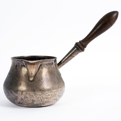 Lot 161 - A George III silver saucepan, London 1805,...