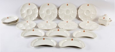 Lot 471 - A group of Copeland Spode crested and plain...