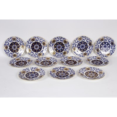 Lot 475 - A set of twelve English porcelain plates...