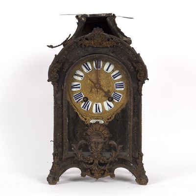 Lot 632 - A small Régence boulle bracket clock, with a...