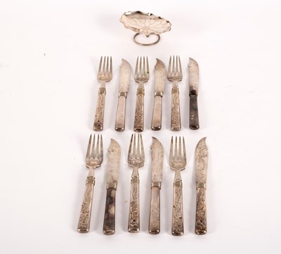 Lot 90 - Six pairs of Chinese export silver fish knives...
