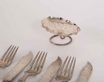 Lot 90 - Six pairs of Chinese export silver fish knives...