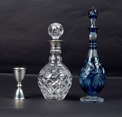 Lot 166 - A silver mounted cut glass decanter, R&D,...