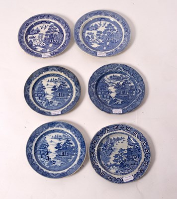 Lot 178 - A pair of Staffordshire blue and white willow...