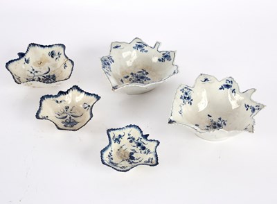 Lot 197 - Three Worcester pickle leaf dishes and a pair...