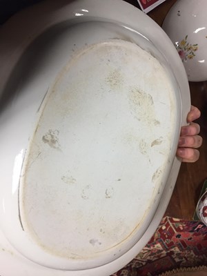 Lot 198 - A Derby porcelain warming dish with liner and...