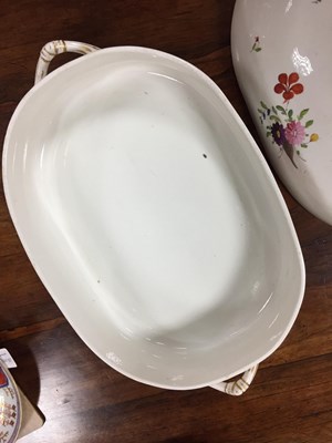 Lot 198 - A Derby porcelain warming dish with liner and...