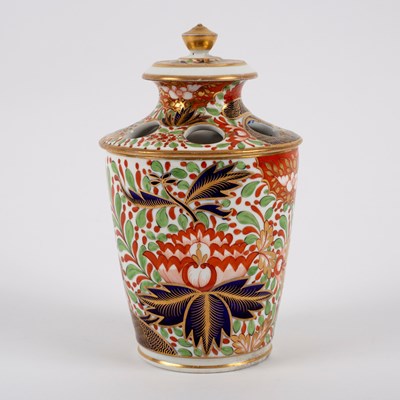 Lot 273 - A Chamberlain's Worcester Imari pattern...