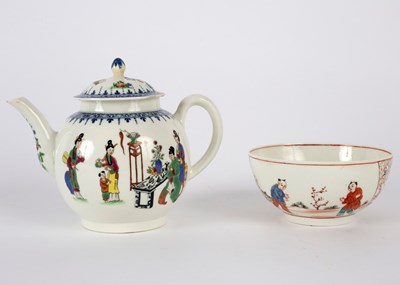 Lot 374 - A Worcester globular teapot and cover printed...