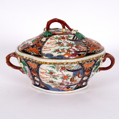 Lot 387 - A Worcester tureen and cover, circa 1770,...