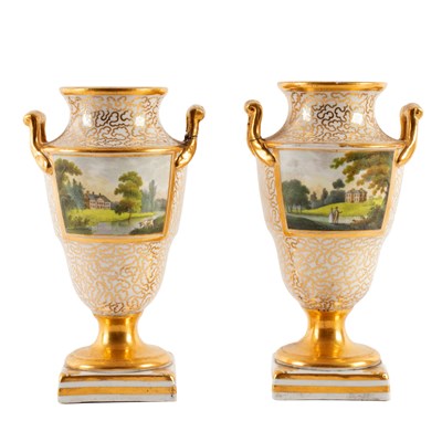 Lot 406 - A pair of Chamberlain's Worcester porcelain...