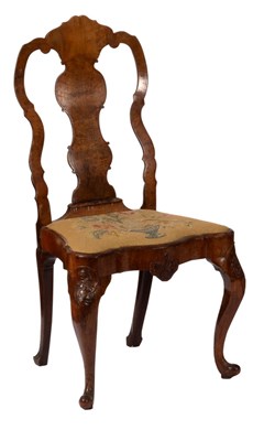 Lot 773 - A George I walnut single chair with splat back,...