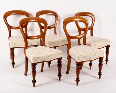 Lot 829 - Five Victorian walnut dining chairs with...