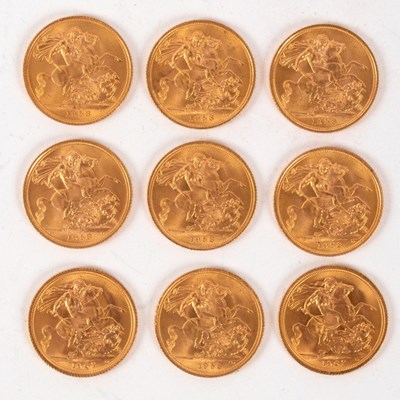 Lot 84 - Nine Elizabeth II gold sovereigns, 1958 (7)...