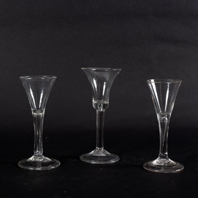 Lot 127 - An 18th Century wine glass with bell shaped...