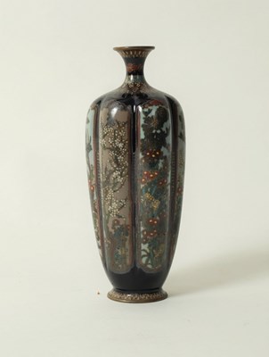 Lot 284 - A Japanese cloisonné vase, early 20th Century,...