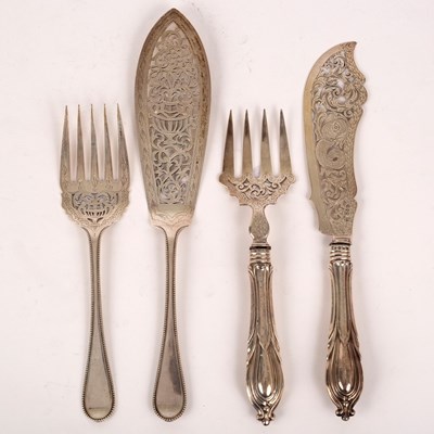 Lot 41 - A Victorian silver fish slice and fork, George...