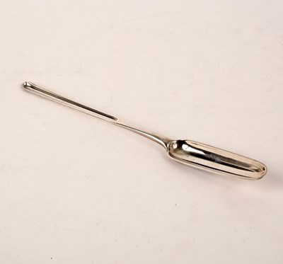 Lot 57 - A George III silver marrow scoop, William...