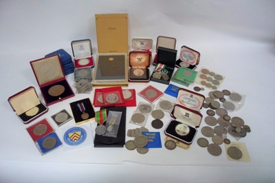 Lot 145 - A large quantity of commemorative and proof...