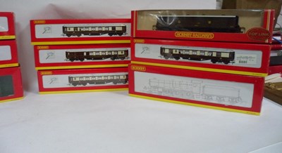 Lot 652 - A Hornby R2232 '4097 Kenilorth Castle'...