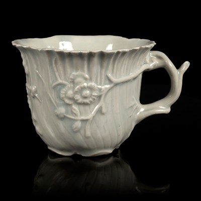 Lot 861 - A Limehouse moulded cup, circa 1746-48, of...