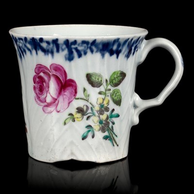 Lot 875 - A Worcester feather moulded cup, circa 1755,...