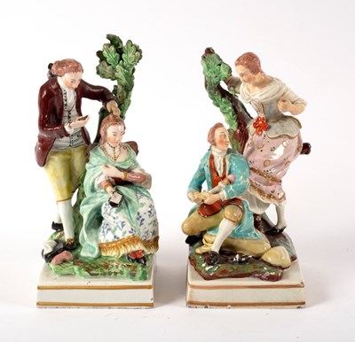 Lot 960 - A pair of English pearlware figures, circa...