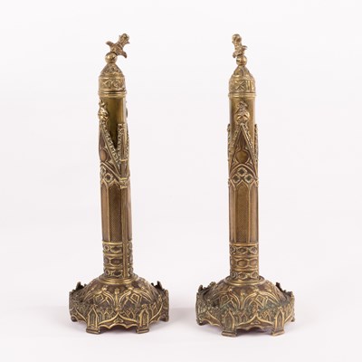 Lot 34 - A pair of Days patent face screen stands, of...