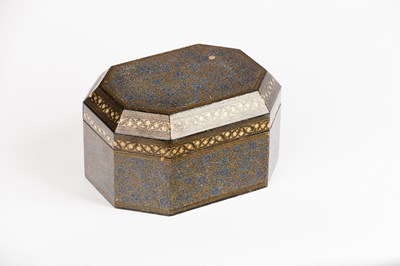 Lot 344 - A Vizagpatam blue and gold lacquer box and...