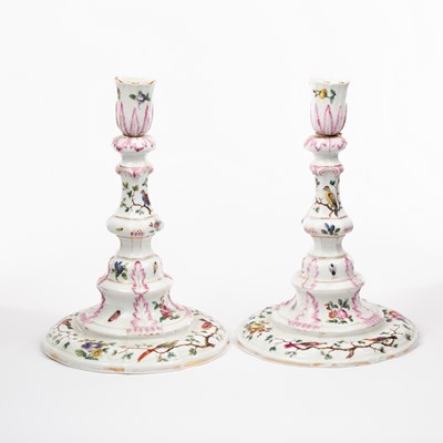 Lot 382 - A pair of 20th century Meissen candlesticks...