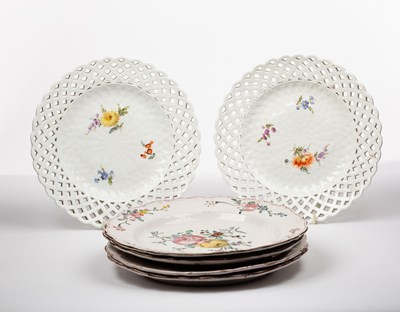 Lot 383 - A pair of Meissen plates, late 19th Century,...