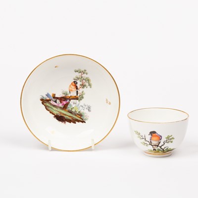 Lot 398 - A Hochst teacup and saucer, circa 1780,...