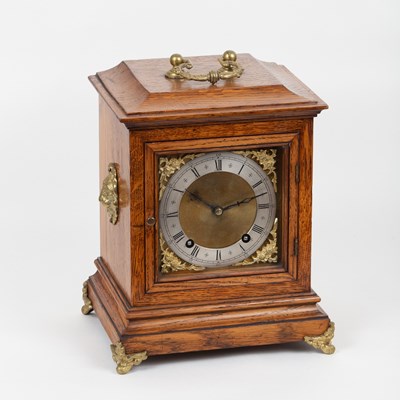 Lot 548 - An eight-day bracket clock of 18th Century...