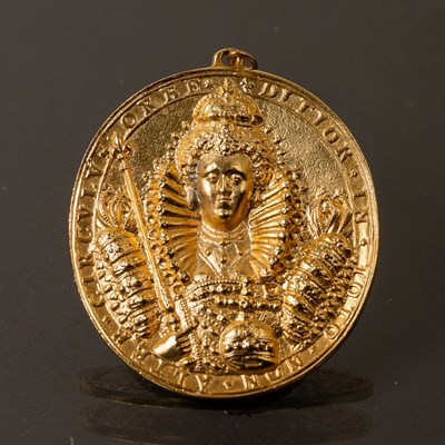 Lot 618 - A gilt metal cast copy of the Elizabeth I...