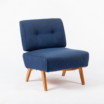 Lot 982 - Robin Day (1923-2003)/A 'Telechair', designed...