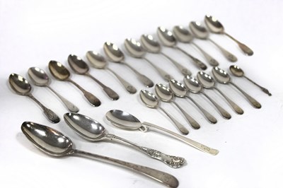 Lot 54 - A set of six George IV silver fiddle pattern...