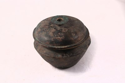 Lot 372 - A Han dynasty bronze lidded pot with flat wide...