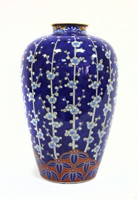 Lot 395 - A large decorative Japanese ovoid vase,...