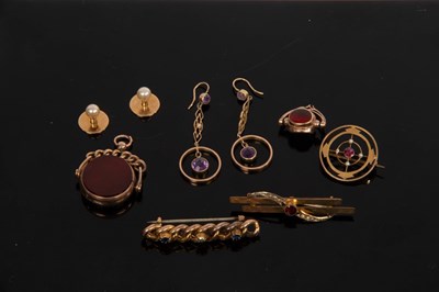 Lot 24 - A quantity of gem set jewellery mainly in 9ct...