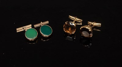 Lot 27 - A pair of smoky quartz cufflinks set in 18ct...