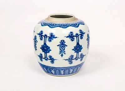 Lot 425 - A Chinese blue and white ginger jar, 20cm high