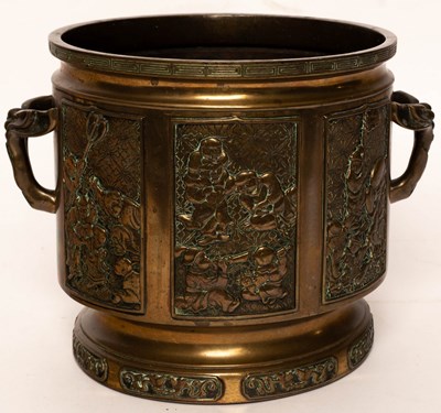 Lot 454 - A Japanese bronze Hibachi, 23.5cm high