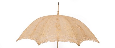 Lot 585 - A late 19th Century lace parasol with crooked...