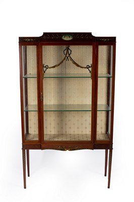 Lot 646 - An Edwardian mahogany cushion top display...