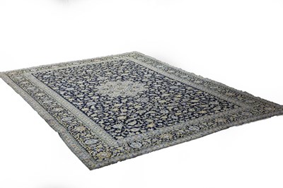 Lot 872 - A Kashan carpet, West Persia, late 20th...