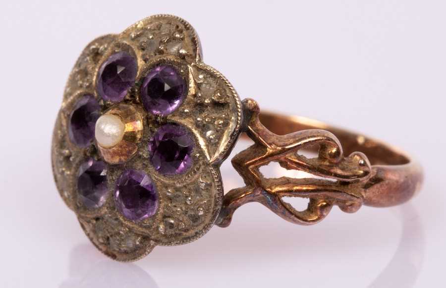 Lot 42 - An Edwardian amethyst, diamond and pearl...